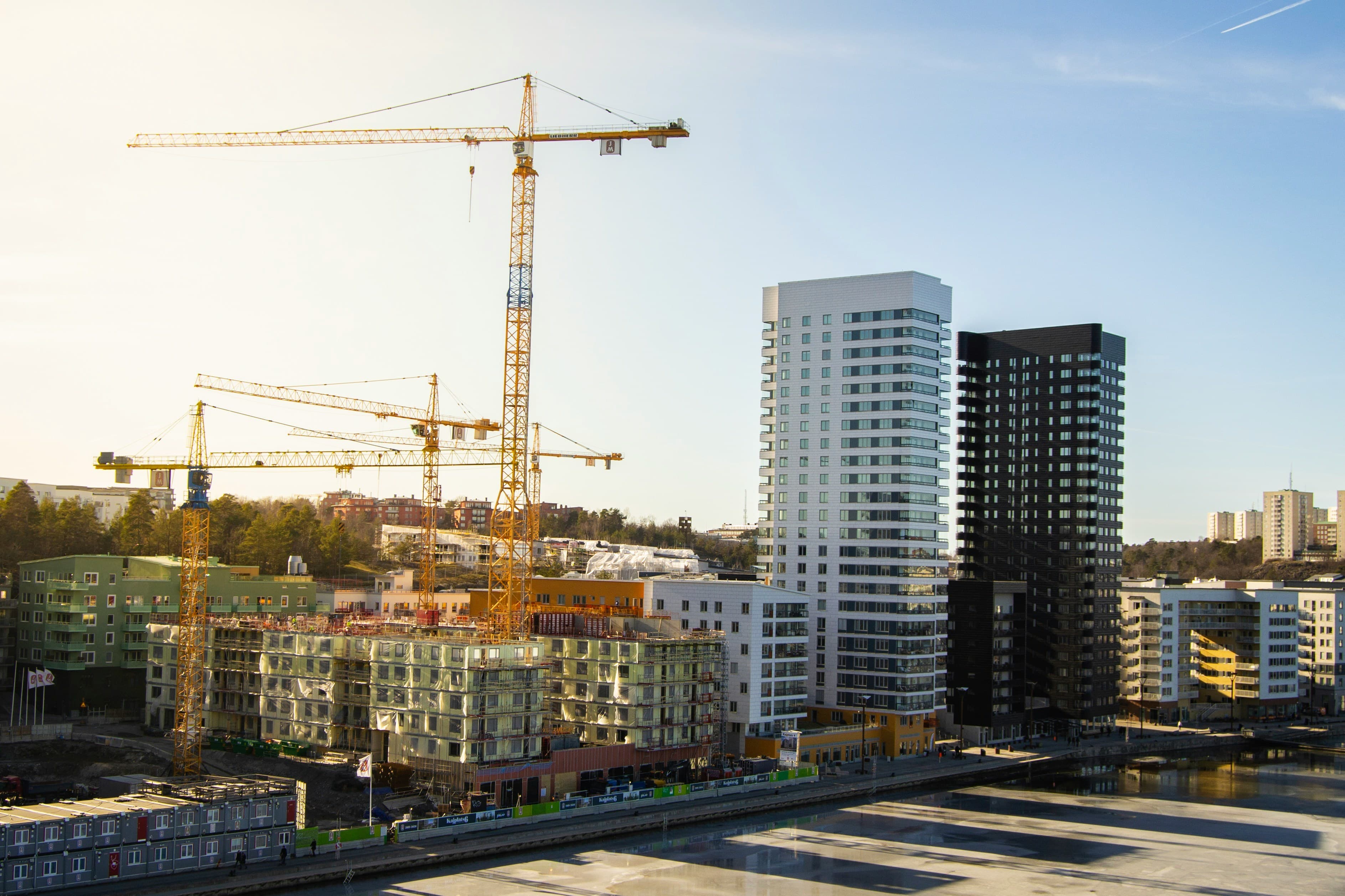 Image housing being built